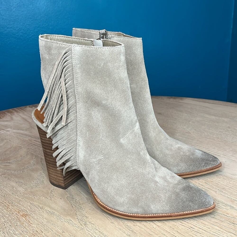 Linea Paolo Elise Suede Fringe Ankle Boots Taupe Western Boho Chic Womens Size 9